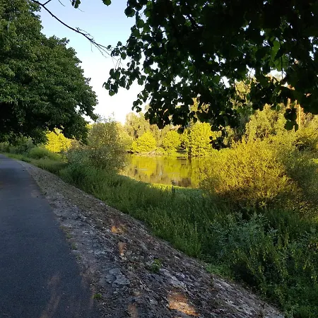 T2 Lumineux Vue Sur Cher, 8mn Gare & Centre Daire *